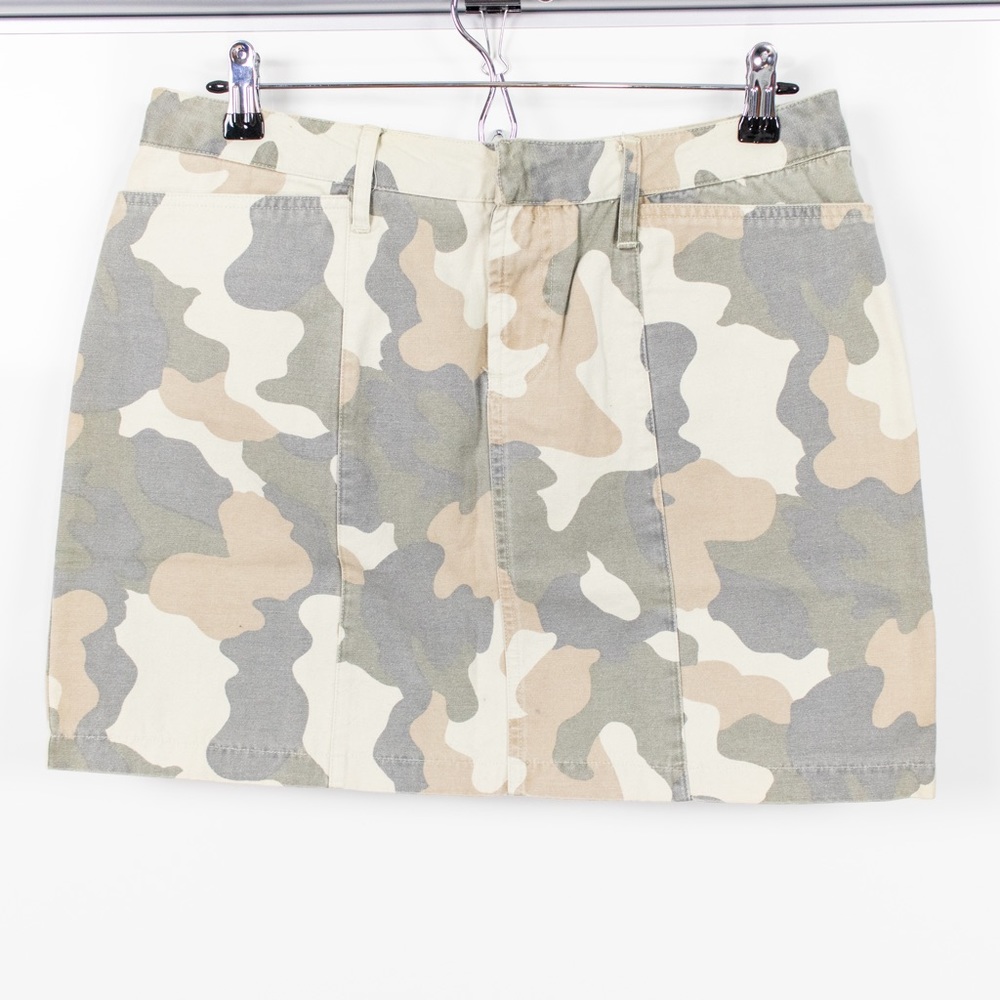 Old Navy Y2K Camouflage Mini Skirt